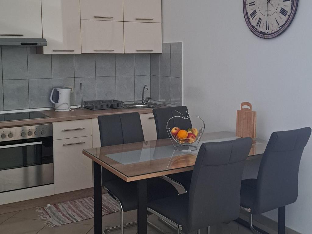 Apartments&Room Babic - 2