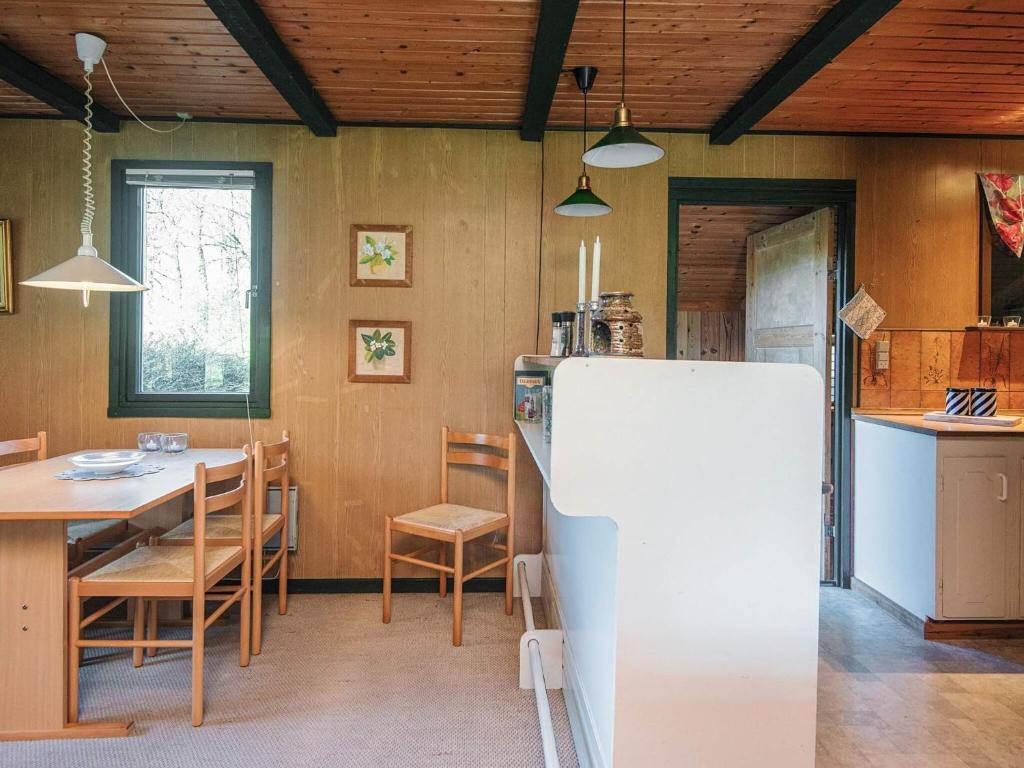 Kuchyň nebo kuchyňský kout v ubytování Holiday home Toftlund XV