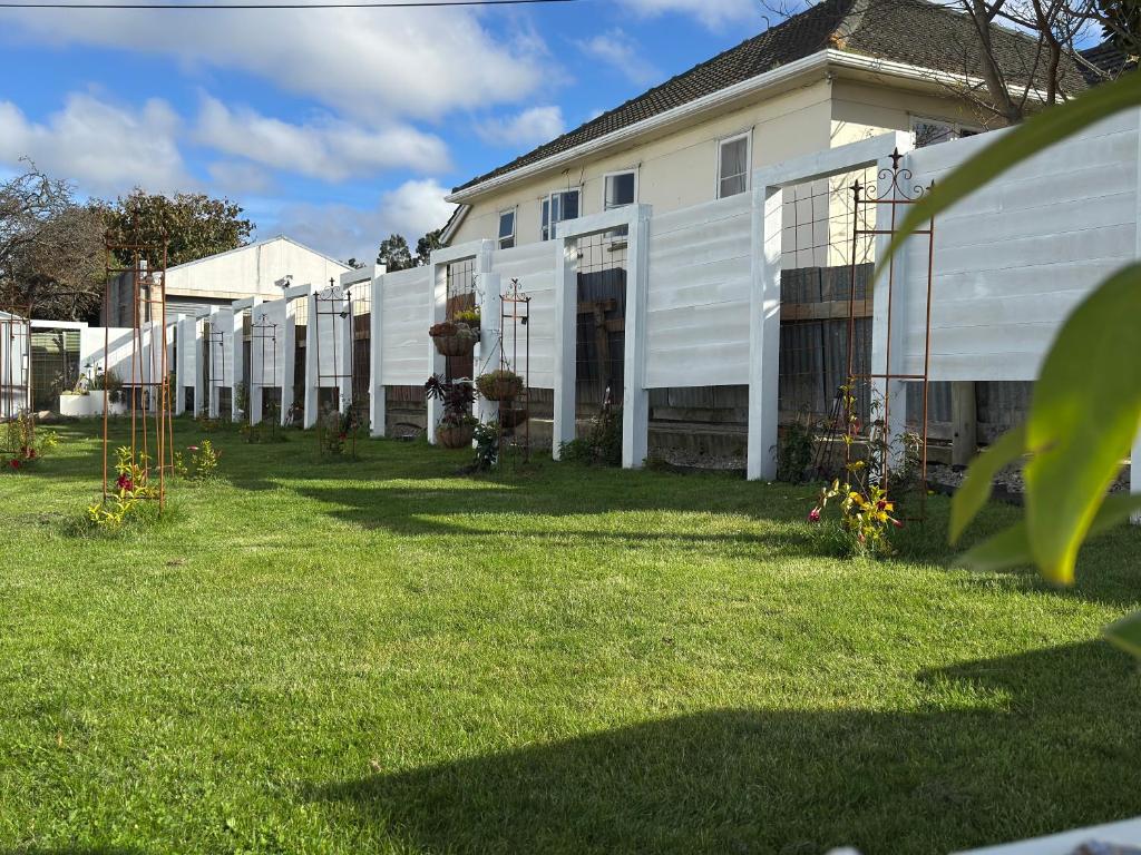 White Oasis - Resim 25