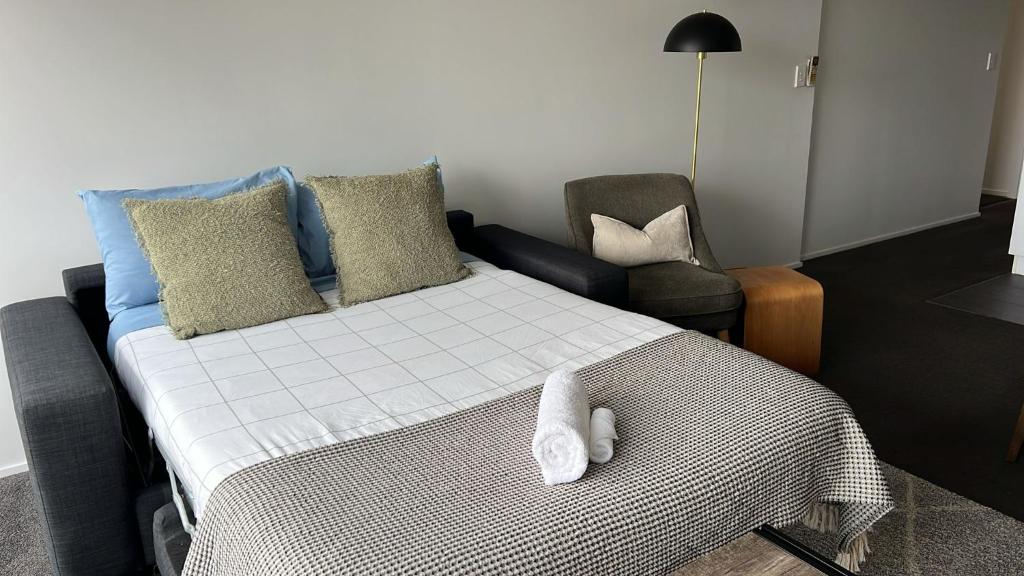 Central City Apartment with Lift Access - Resim 36