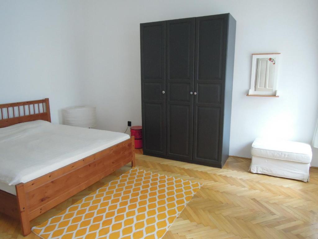 Postel nebo postele na pokoji v ubytování HoBar Hostel