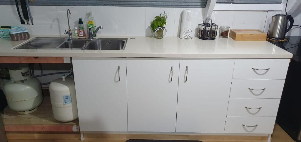 On the water boat House - Resim 18