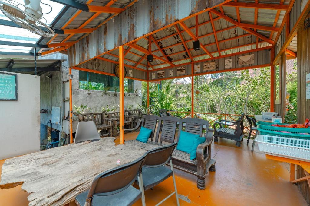 Coco Paradiso Phuket SHA - Resim 26