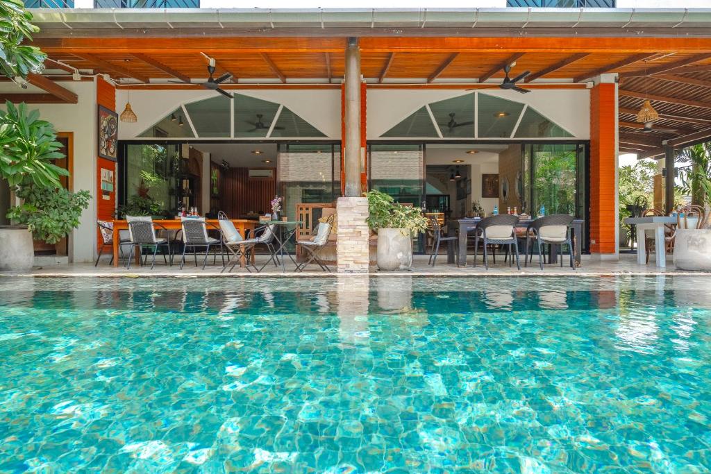 Coco Paradiso Phuket SHA - Resim 36