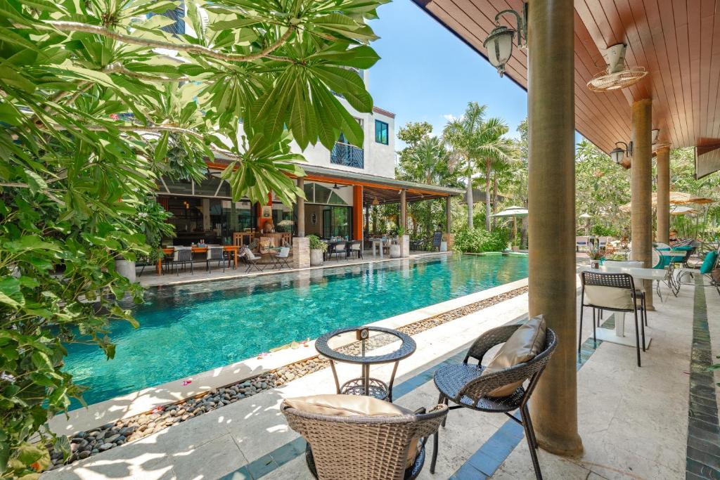Coco Paradiso Phuket SHA - Resim 35
