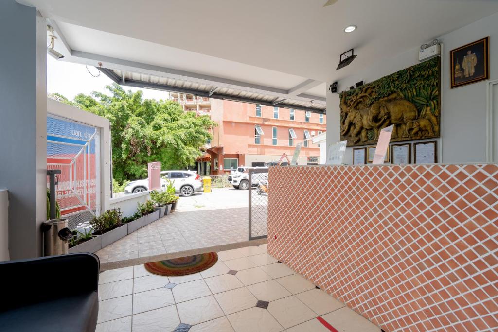 Square One Hotel Patong - Resim 24