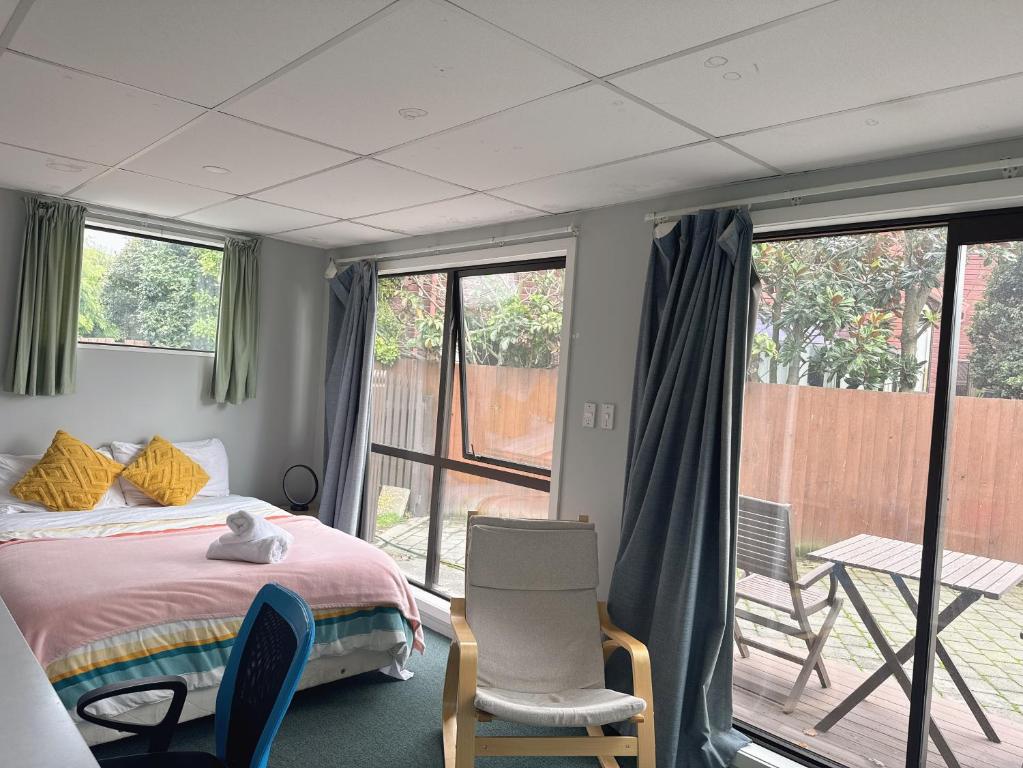 West Lake one bedroom accommodation - Resim 12