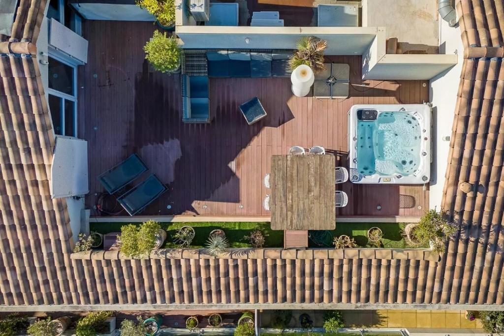 Photo de la galerie de l'établissement Maison sur les toits à Marseille, à Marseille