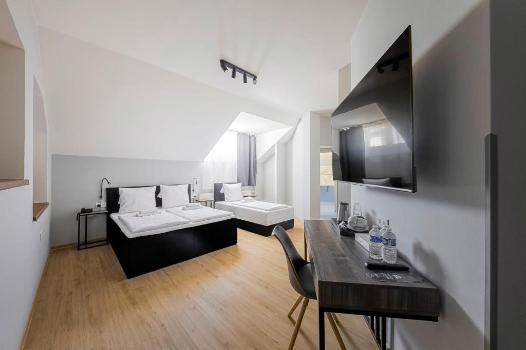 Koruna Hotel - Resim 2