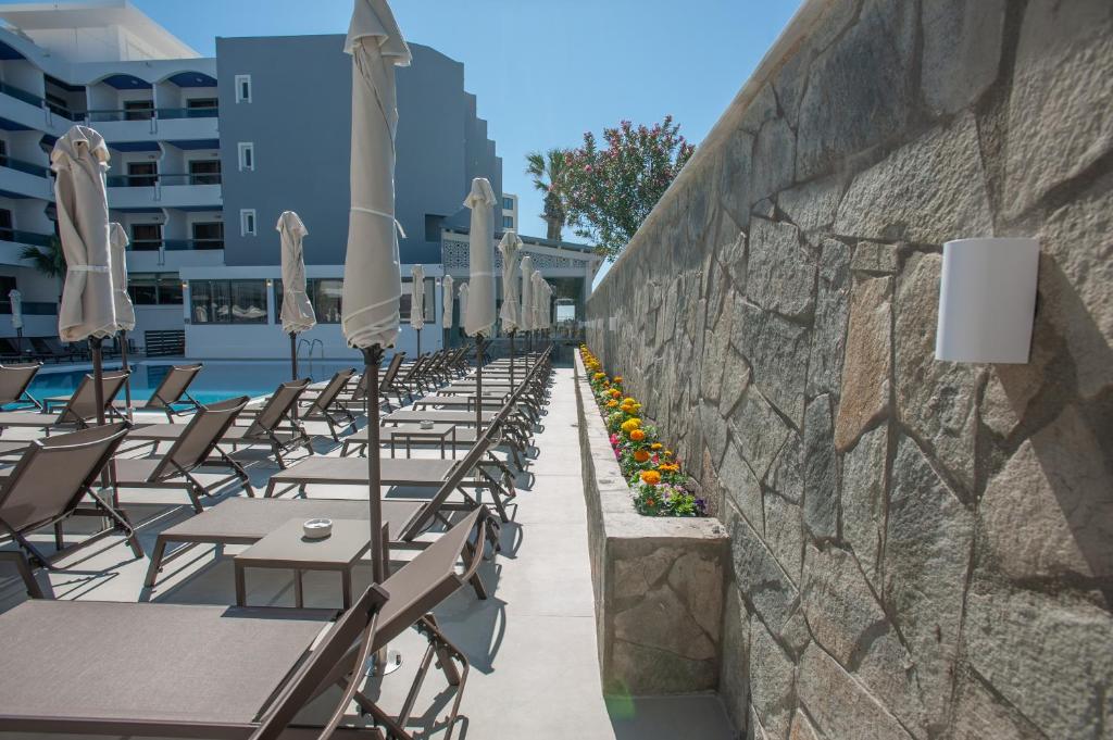 Rhodos Horizon Marina - Adults Only - Resim 20