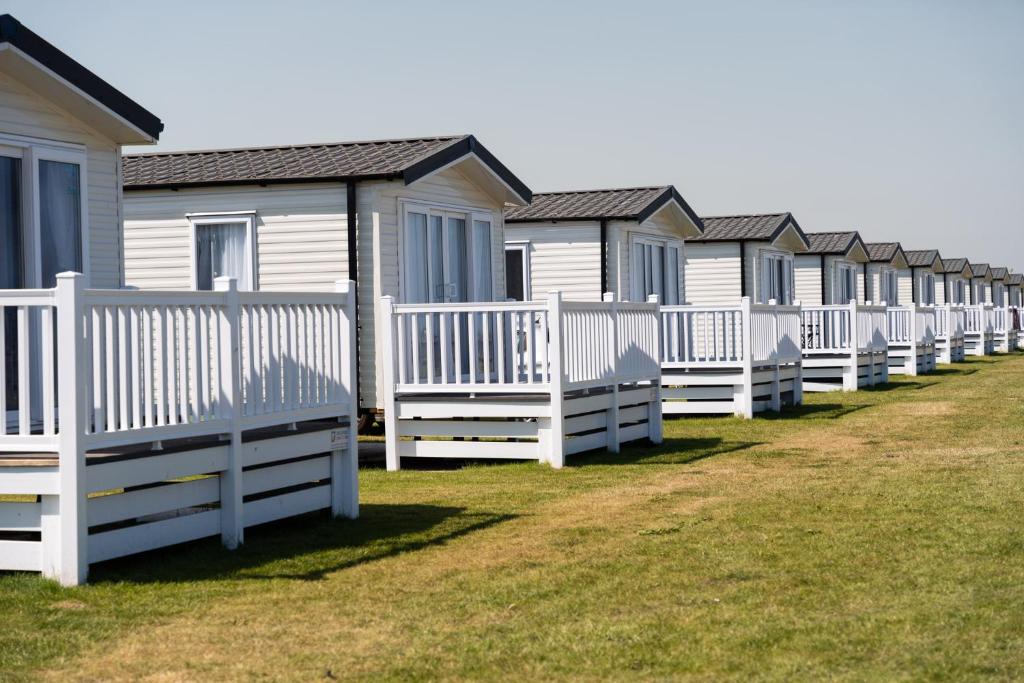 Bygningen som campingpladsen ligger i