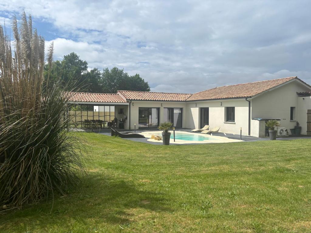 Photo de la galerie de l'établissement Villa Cissac medoc, à Cissac-Médoc