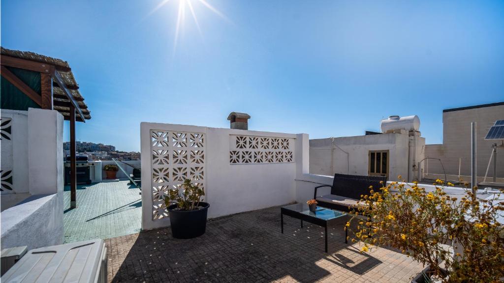 Balkón nebo terasa v ubytování Seaview Rooftop, 3 bed, 2 bath