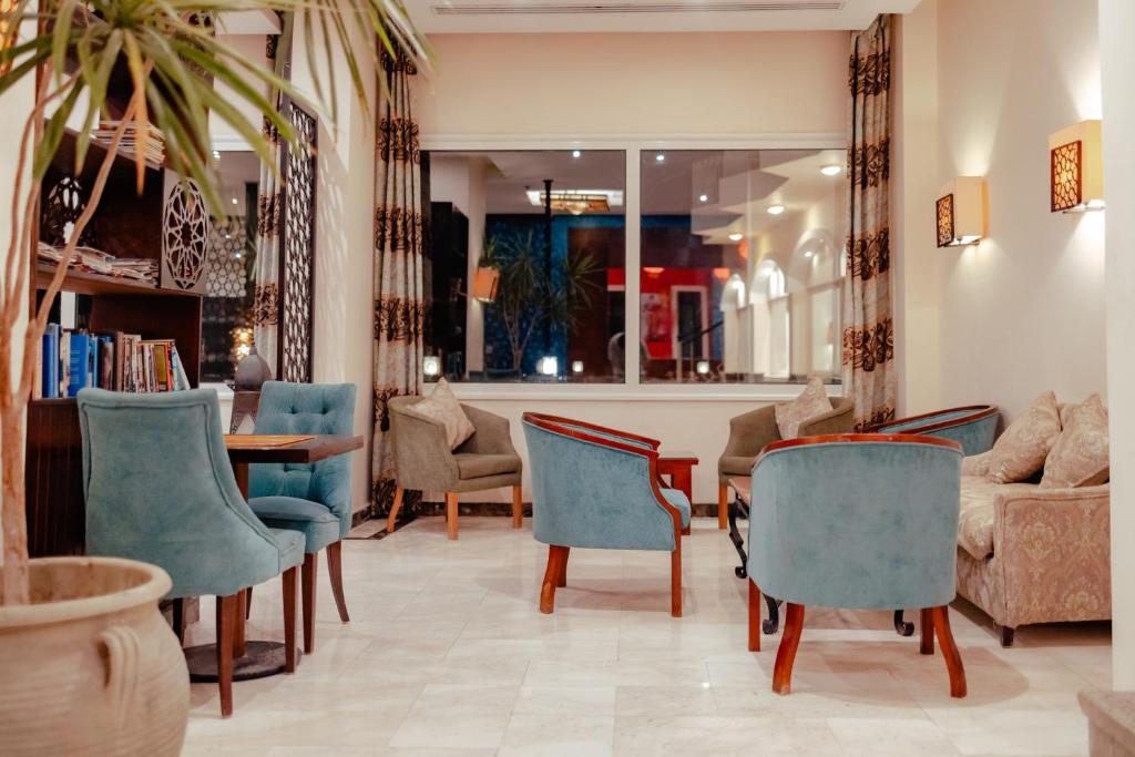 A seating area at Royal Star Beach Resort