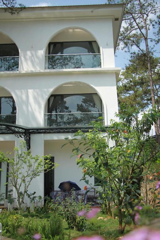 Zahrada ubytování Gemstone Villa Măng Đen