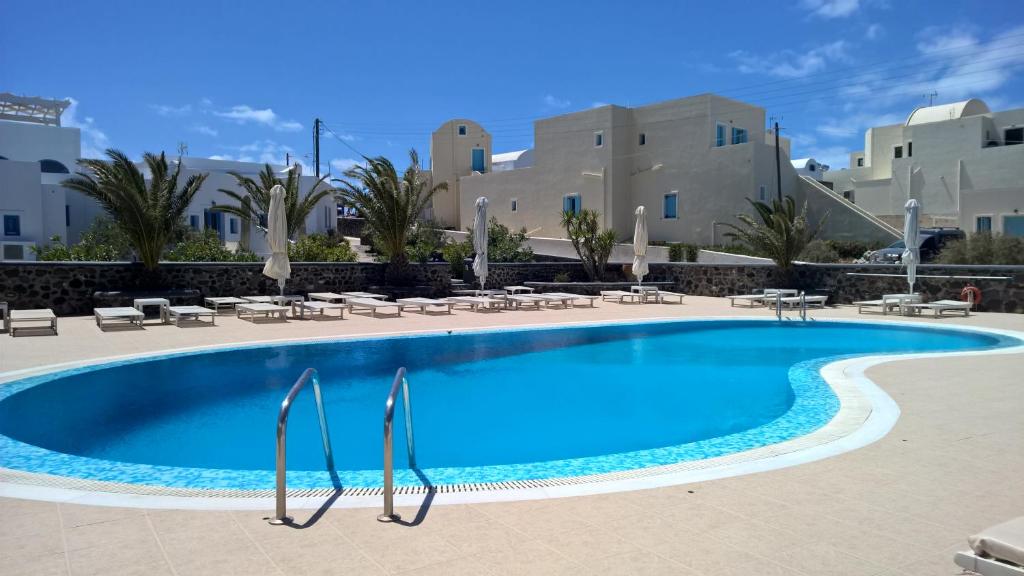 Basen w obiekcie Laokasti Villas lub w pobliżu