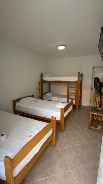Rio Hotels Mancora - Quadruple Room With Private Bathroom
