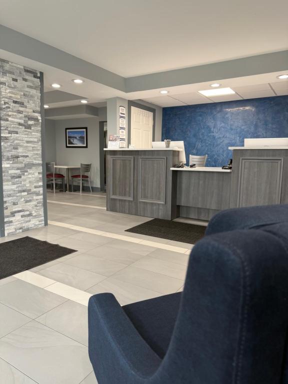Posezení v ubytování Baymont by Wyndham Batavia - Darien Lake