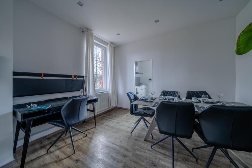 Aurora Schaar 1, 120qm, WiFi, Maisonette, Modern,2 Schlafzimmer, 1 Wohnzimmer - Apartamento - 2 Niveles