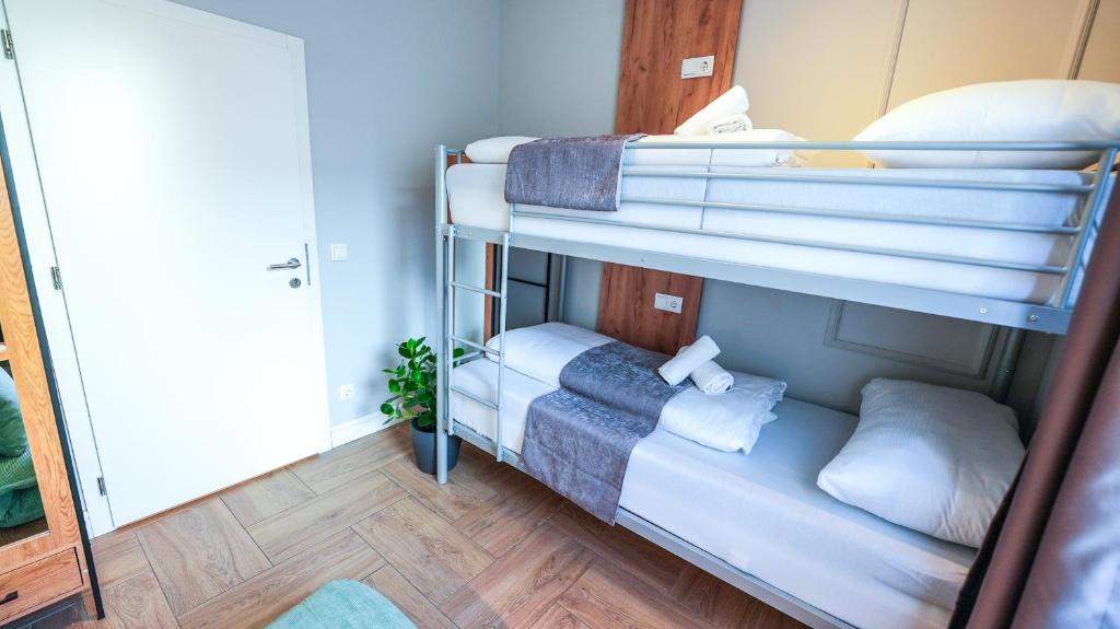 Postel nebo postele na pokoji v ubytování Short Residence Hostel Vienna