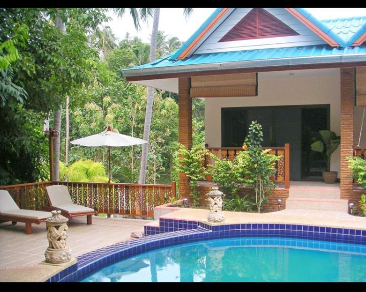 Bazén v ubytování Samuigreenvalley Resort nebo v jeho okolí