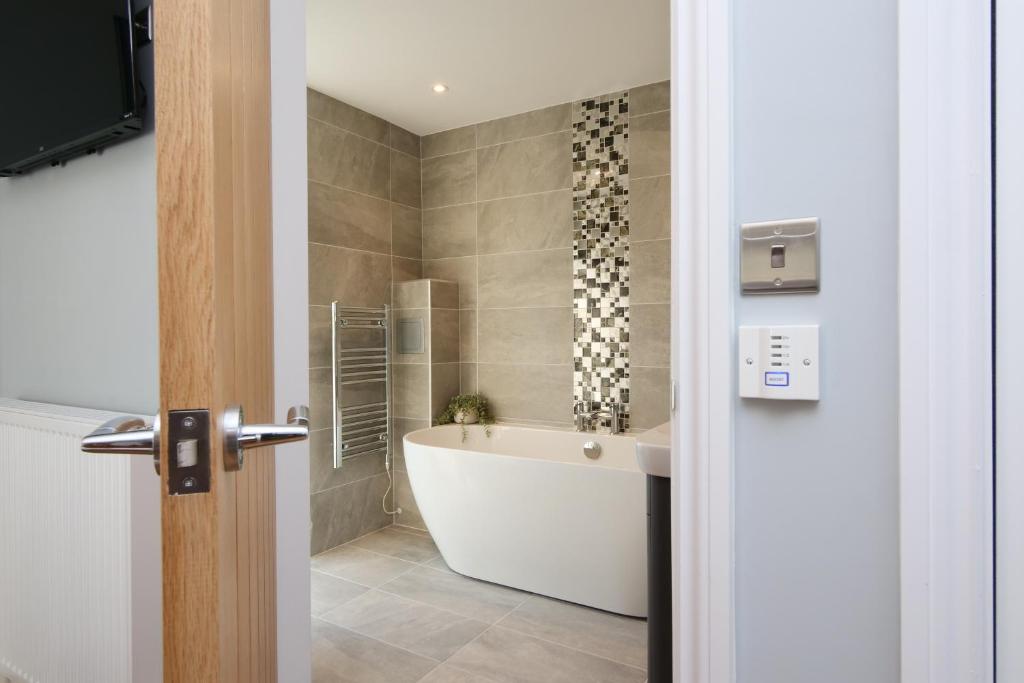 Swift Apartments York 6