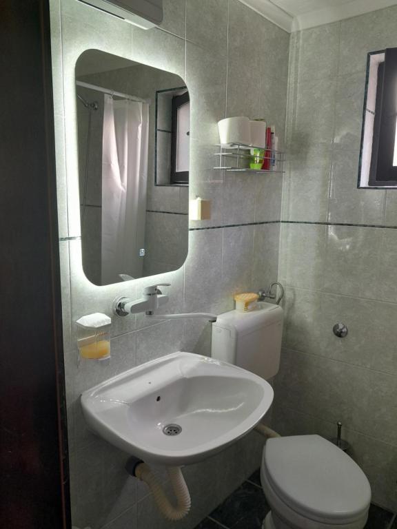 Koupelna v ubytování Apartman Sanika