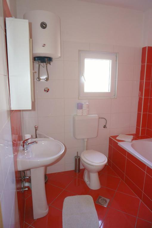 Croatian Home Apartments - 4