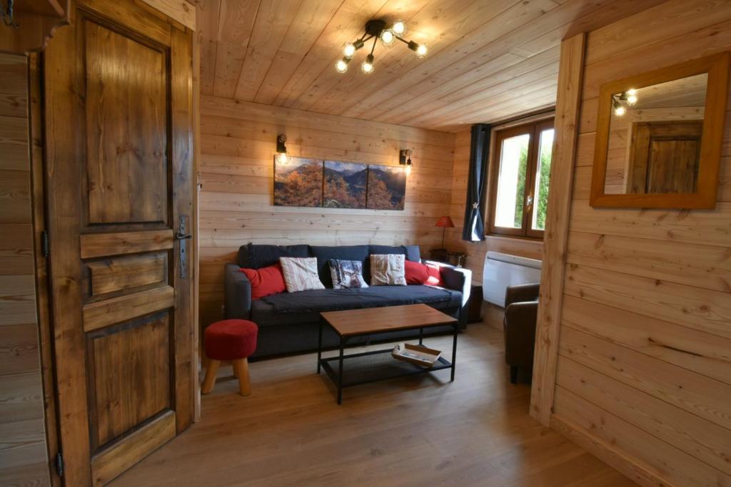 Posezení v ubytování CHALET SERRE CHEVALIER AVEC VUE EXCEPTIONNELLE