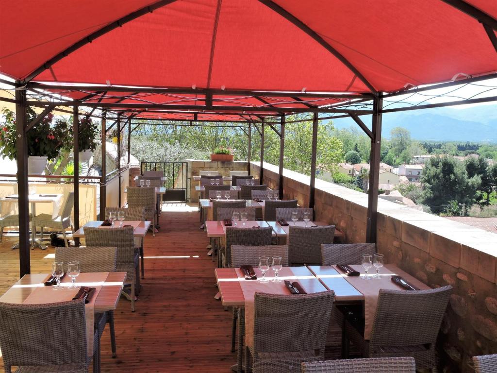 Restaurace v ubytování Logis Hotel Cara Sol