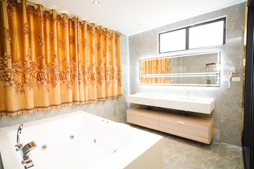 Postel nebo postele na pokoji v ubytování Home me Hotel