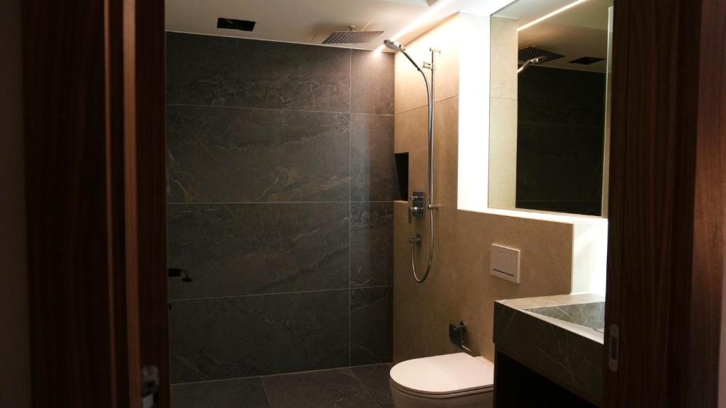 Luxe Living Basel-City - Resim 16