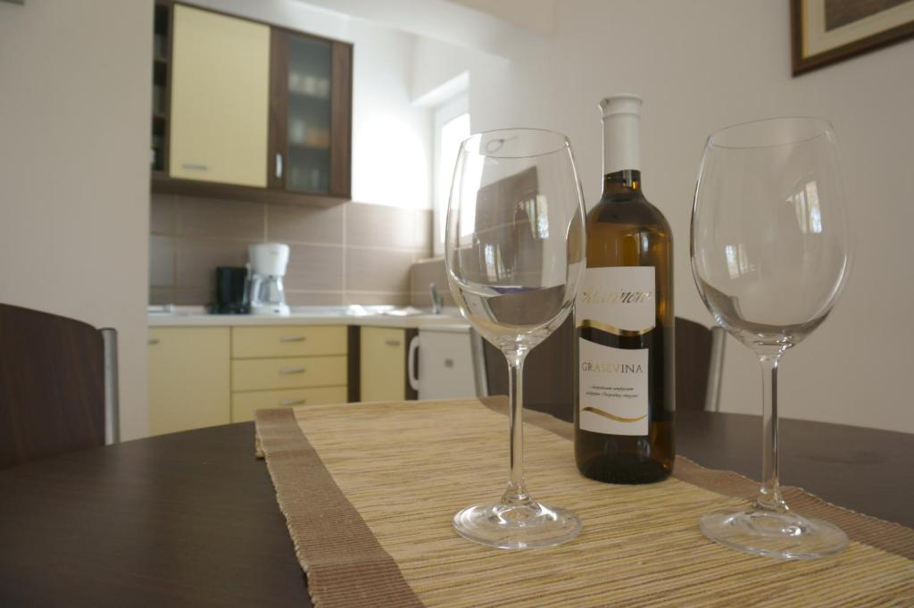 Croatian Home Apartments - 18