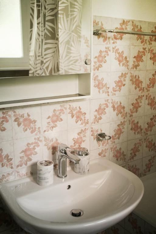 Gotthard Penthouse, Lake view - Resim 14