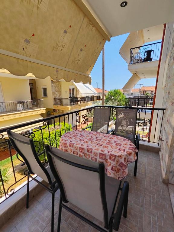 Balkón alebo terasa v ubytovaní Roses RT apartments Skioni II