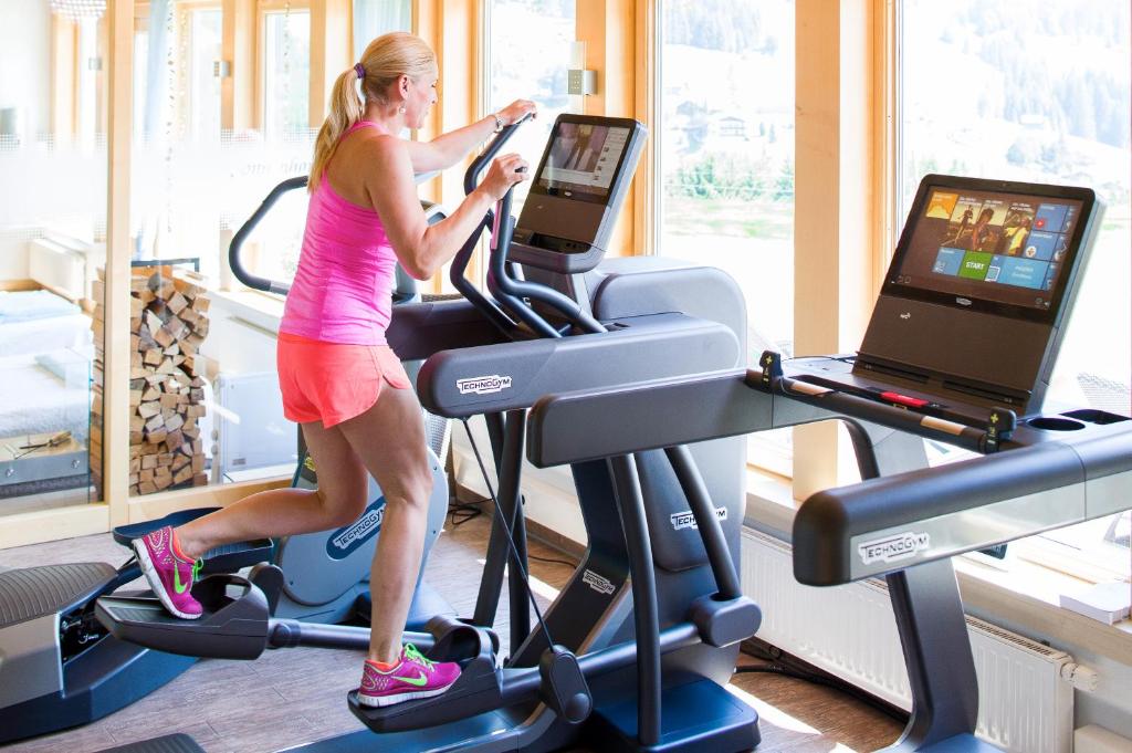Fitness centrum a/nebo fitness zařízení v ubytování Haller's Geniesserhotel