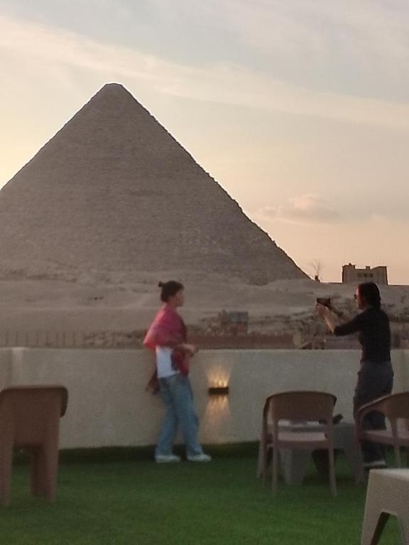 Fotografie z fotogalerie ubytování Berlin -pyramids view v Káhiře