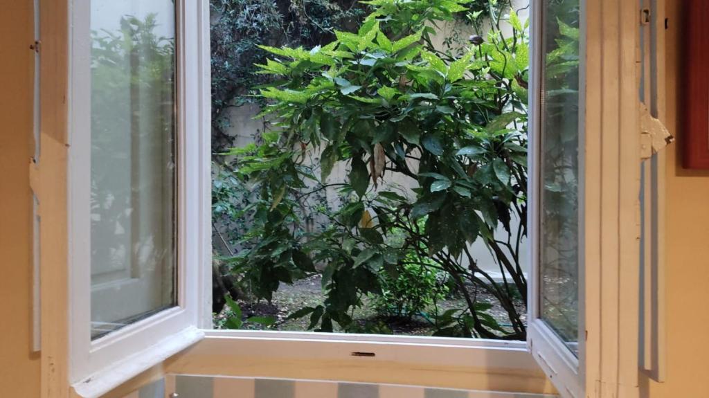 Hidden Gem by Duomo Ideal for 3 Sleeps 4