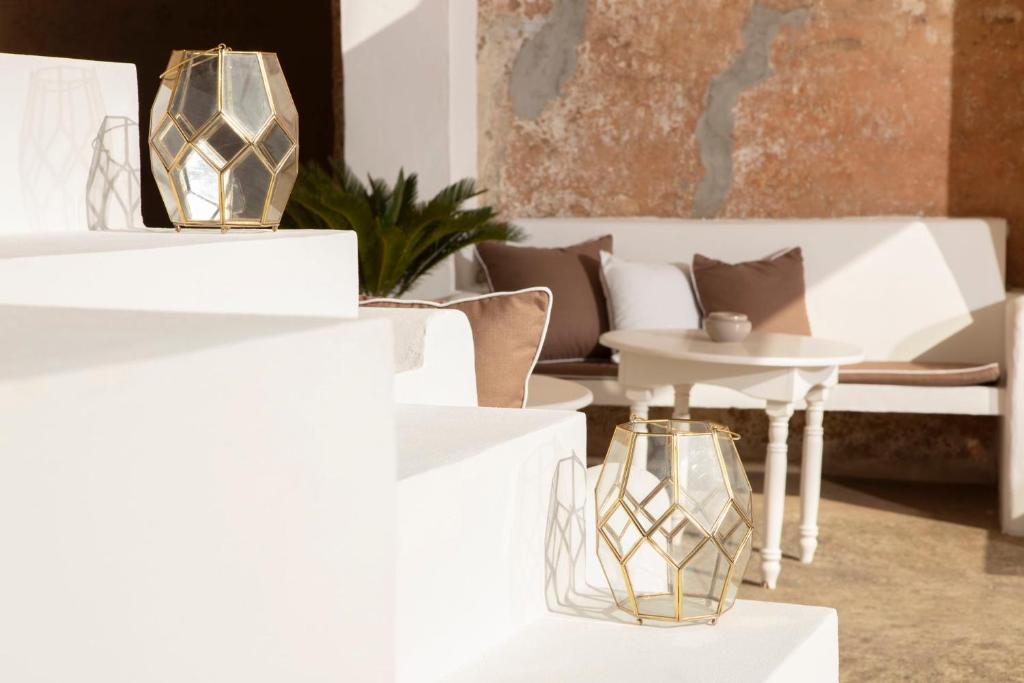 A seating area at Don Alfonso Dimora D'epoca