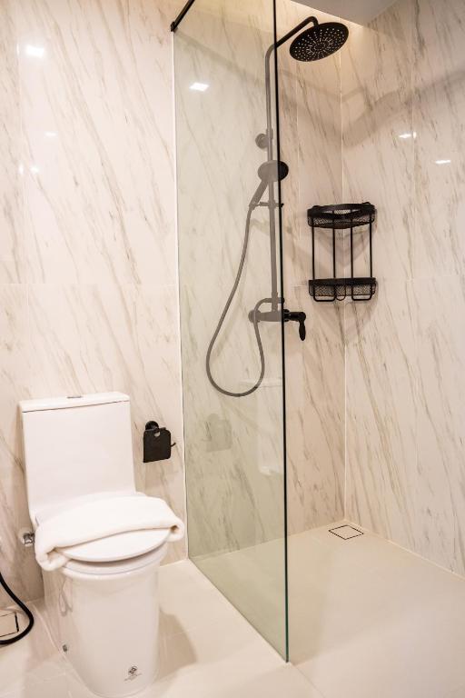 Utopia Karon - Resim 15