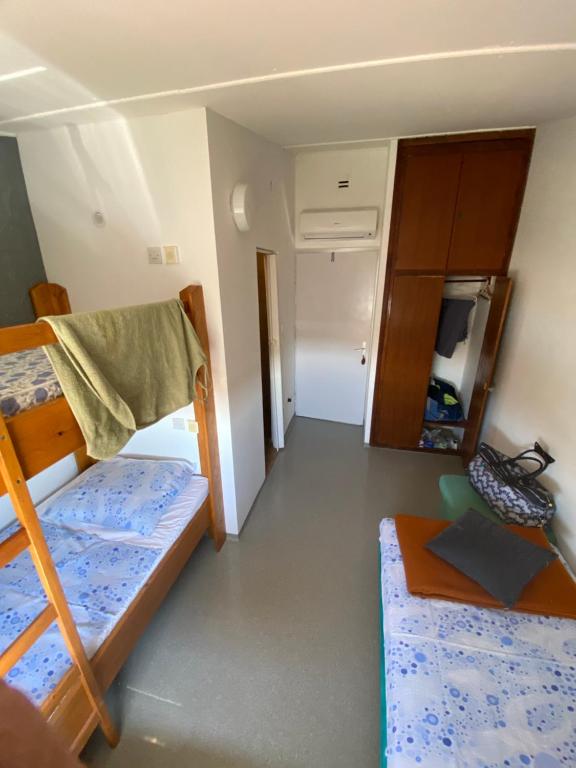 Accommodation with an experience!!! HOSTEL KANTUN Unlimited free coffee throughout your stay !!! - Triple Room