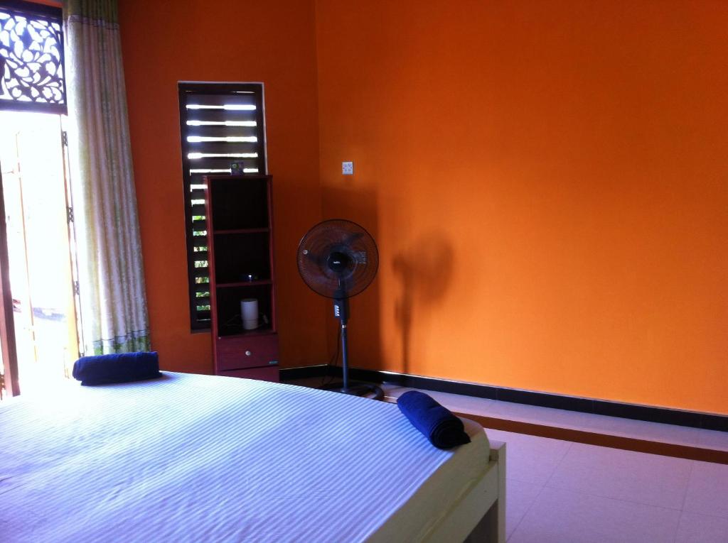 Bee Nest Bed & Breakfast - 3