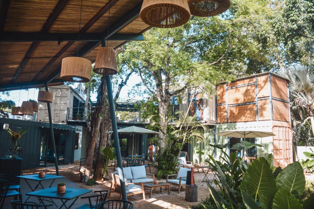 Vườn quanh OBOĒ Gardenstē