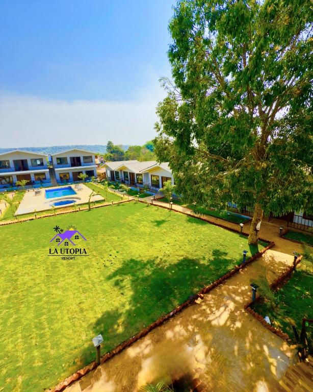 Bazén v ubytování La Utopia Resort nebo v jeho okolí