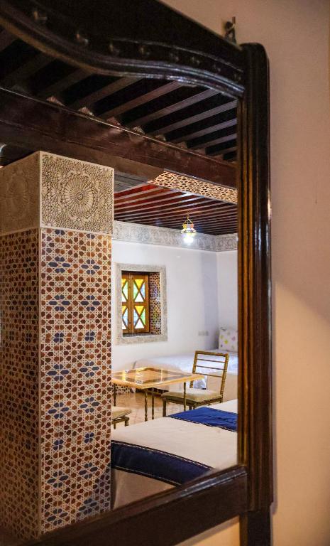 Posezení v ubytování Riad Mounana fez luxurious palace & spa