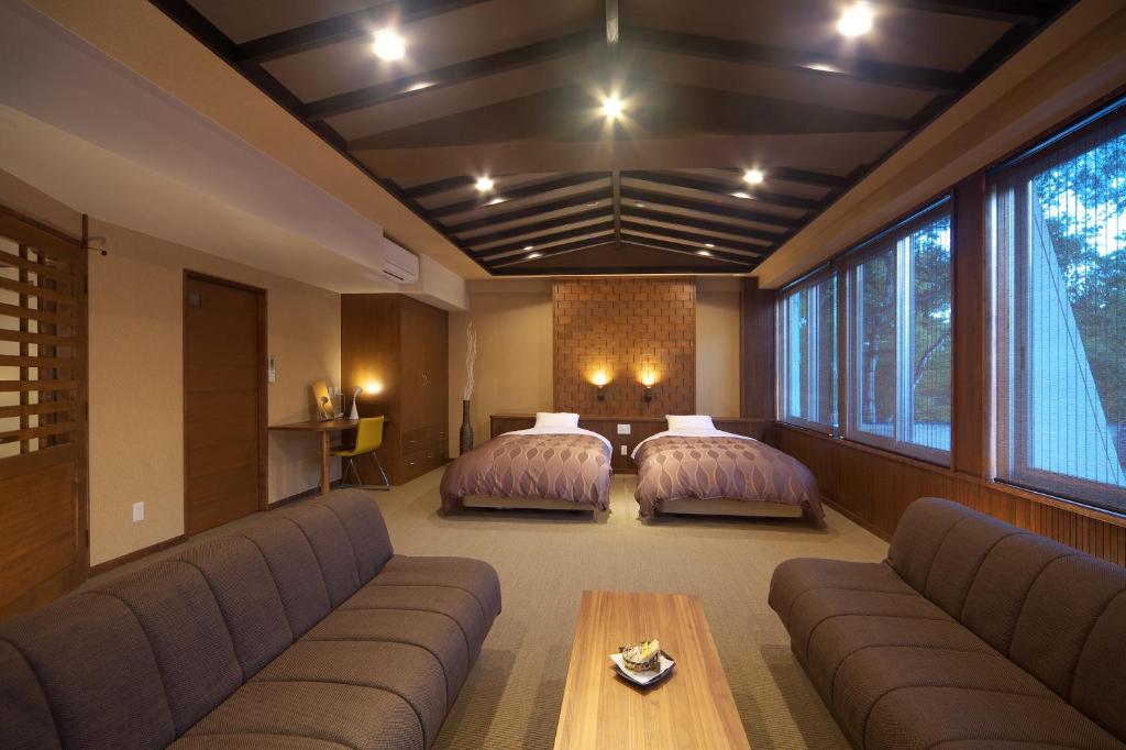 Posezení v ubytování Kusatsu Skyland Hotel