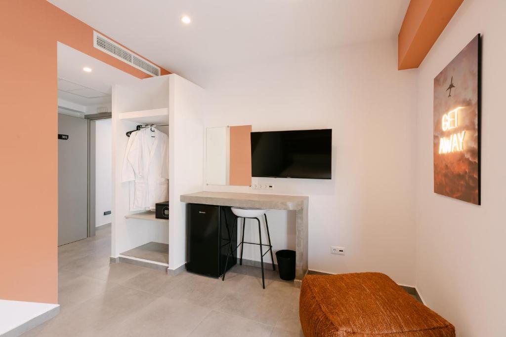 11 Reasons Why Metaxourgeio - Resim 13