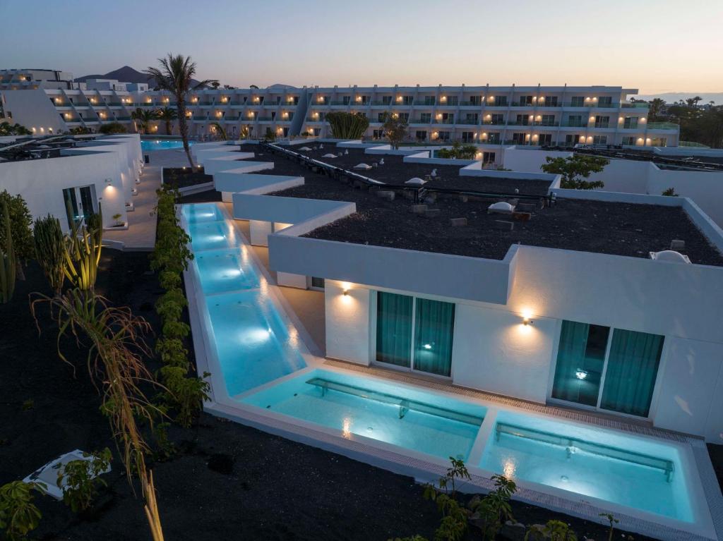 Radisson Blu Resort, Lanzarote Adults Only - Suite - Swim Up