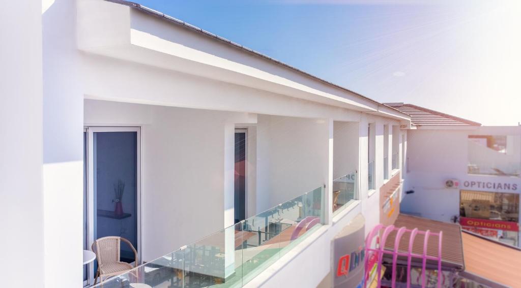 Balkón nebo terasa v ubytování Napian Suites