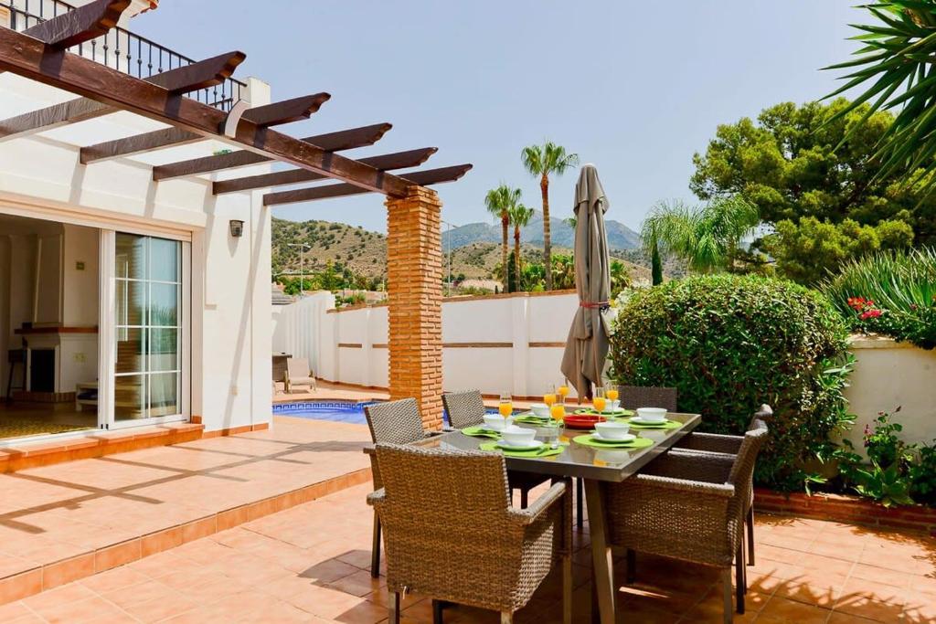 Fotografie z fotogalerie ubytování Villa Oasis v destinaci Nerja